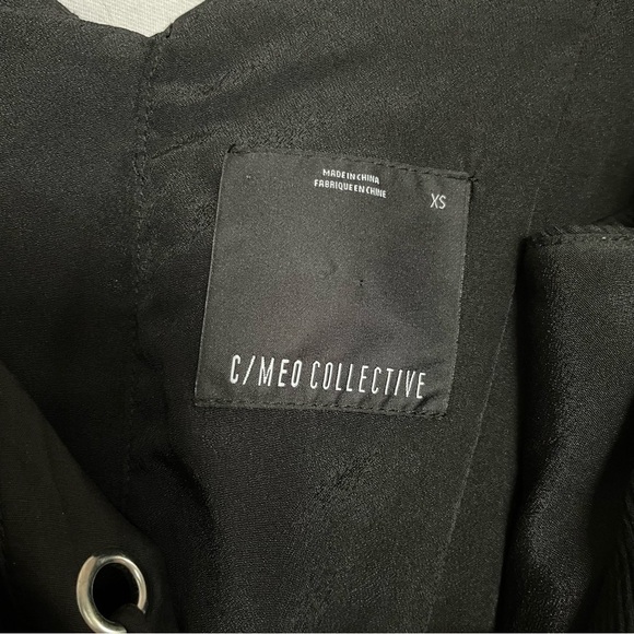 C/MEO Collective “For the People” Lace Up Playsuit Romper - Picture 2 of 15